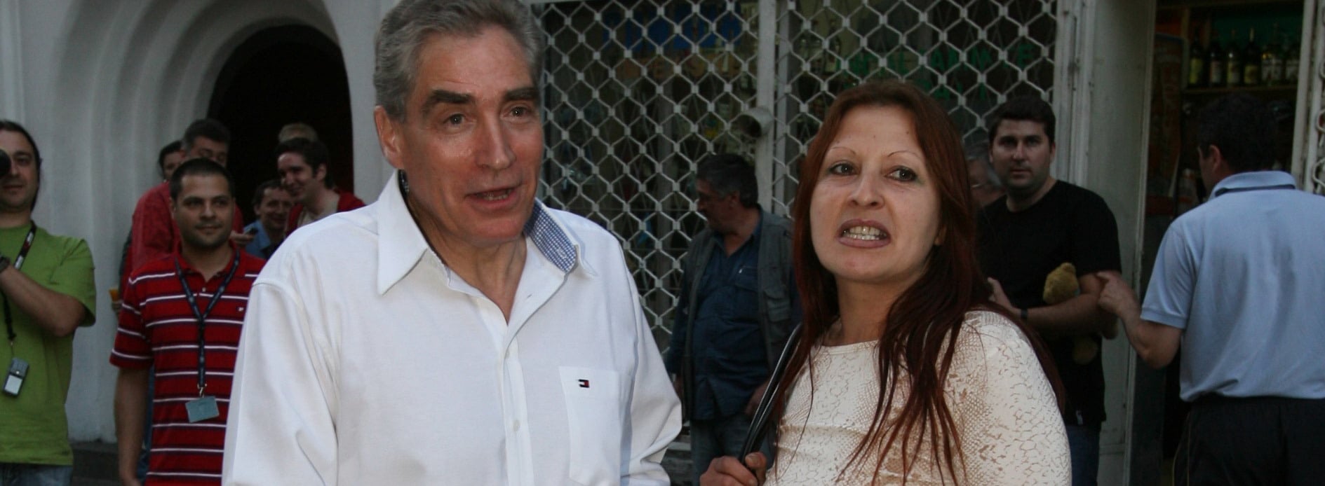 0-93500-petreroman.jpg 0-93500-petreroman.jpg