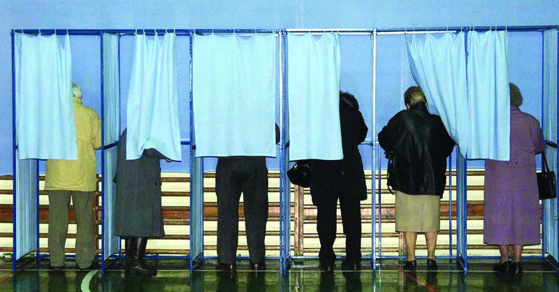 3823-107784-23votare.jpg 3823-107784-23votare.jpg