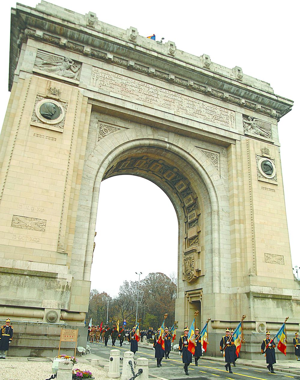 3828-109108-5edparada.jpg 3828-109108-5edparada.jpg