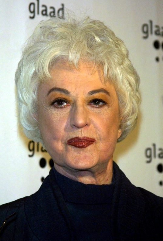 0-210852-beaarthur.jpg 0-210852-beaarthur.jpg