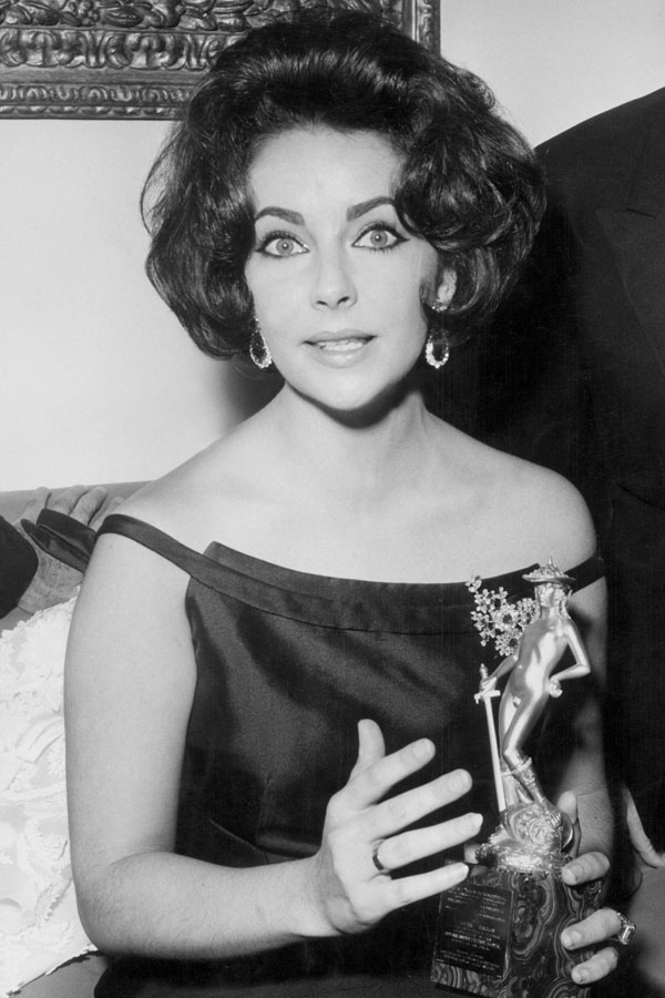 4343-235809-liztaylor.jpg 4343-235809-liztaylor.jpg