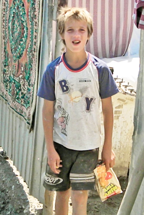 4490-280303-s2.jpg 4490-280303-s2.jpg