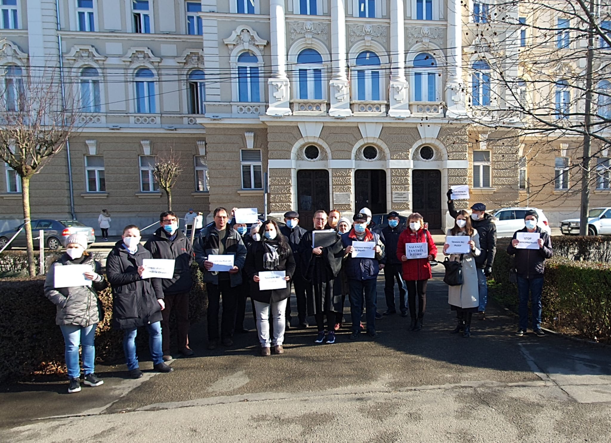 Recomandări a 11 articole care merită citite, dacă v-au scăpat în această săptămână